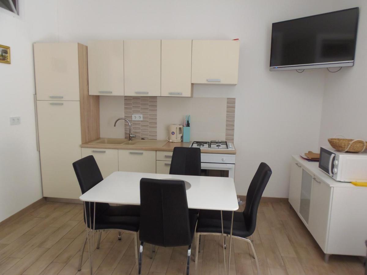 Villa Rajski Dvor 2 Бол Экстерьер фото