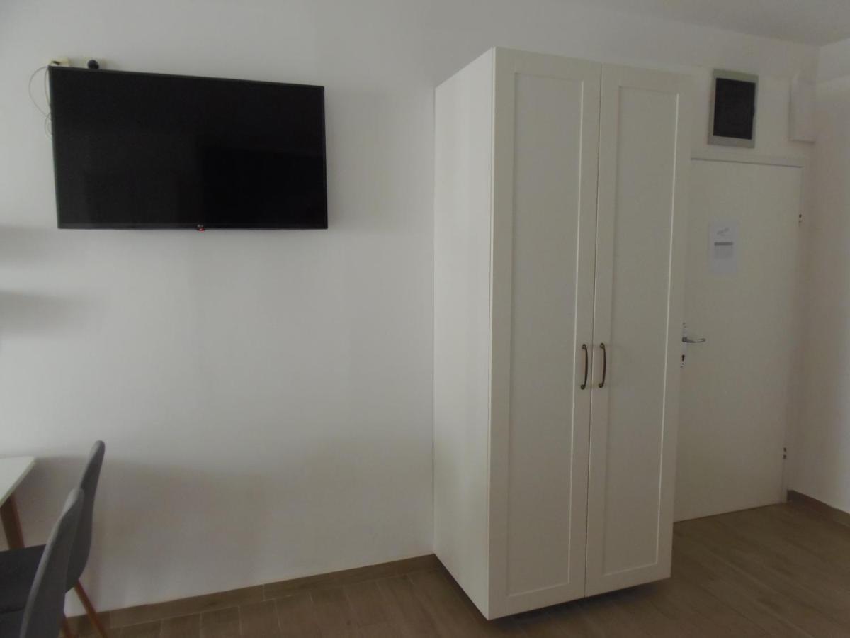 Villa Rajski Dvor 2 Бол Экстерьер фото