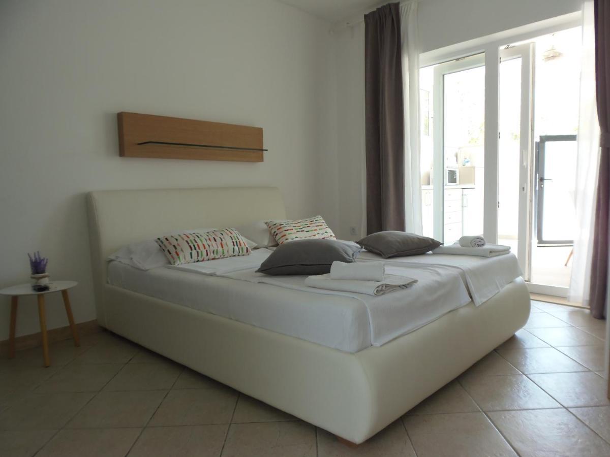 Villa Rajski Dvor 2 Бол Экстерьер фото